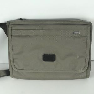 Tumi Flat Zip Crossbody Bag Lt Olive Gray